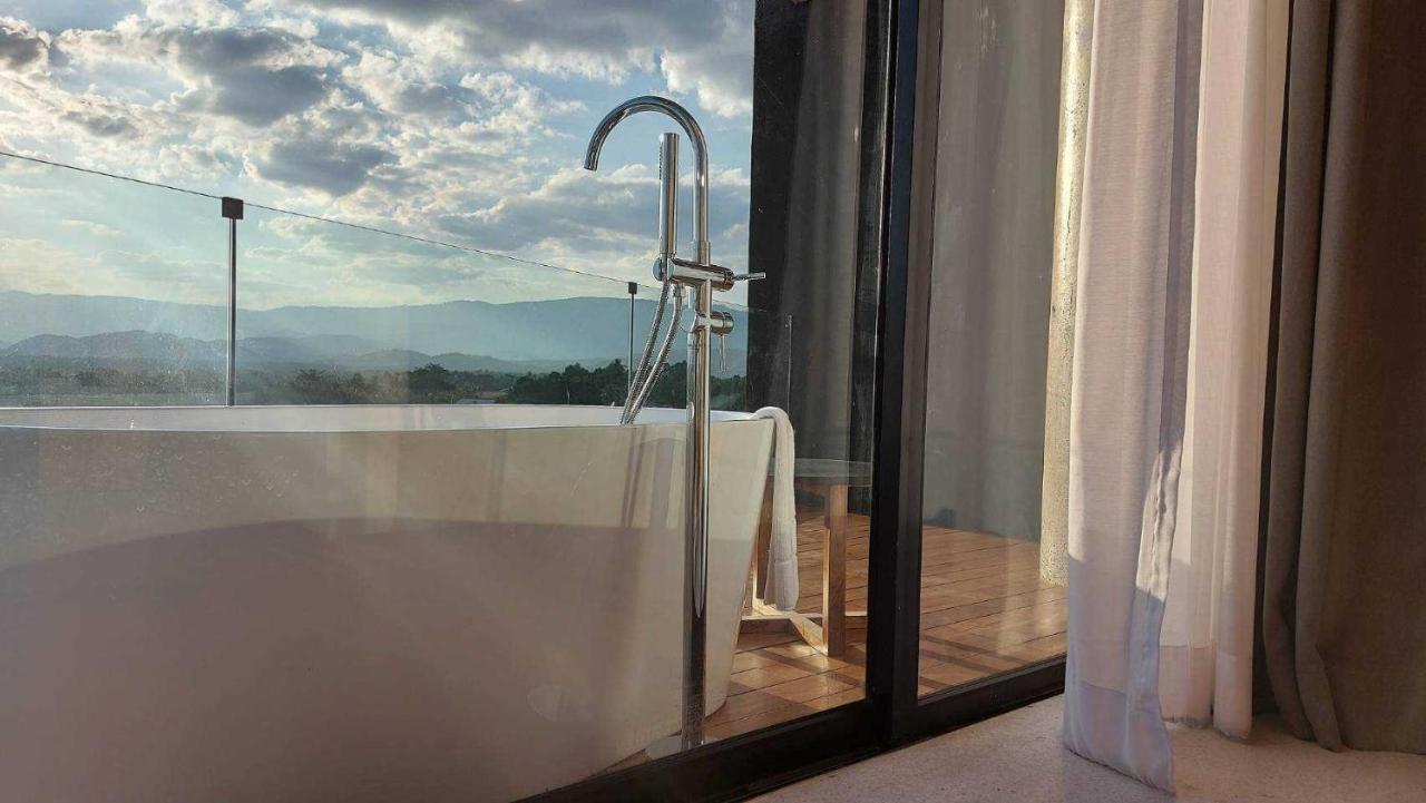 Livist Resort Phetchabun Exteriör bild